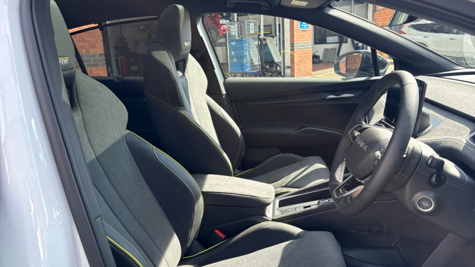 Skoda Enyaq 250kW vRS 84kWh 4x4 5dr Auto Electric  - Image 15
